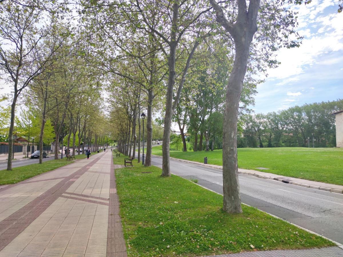 Hotel Jardines De Uleta Suites Vitoria-Gasteiz Luaran gambar