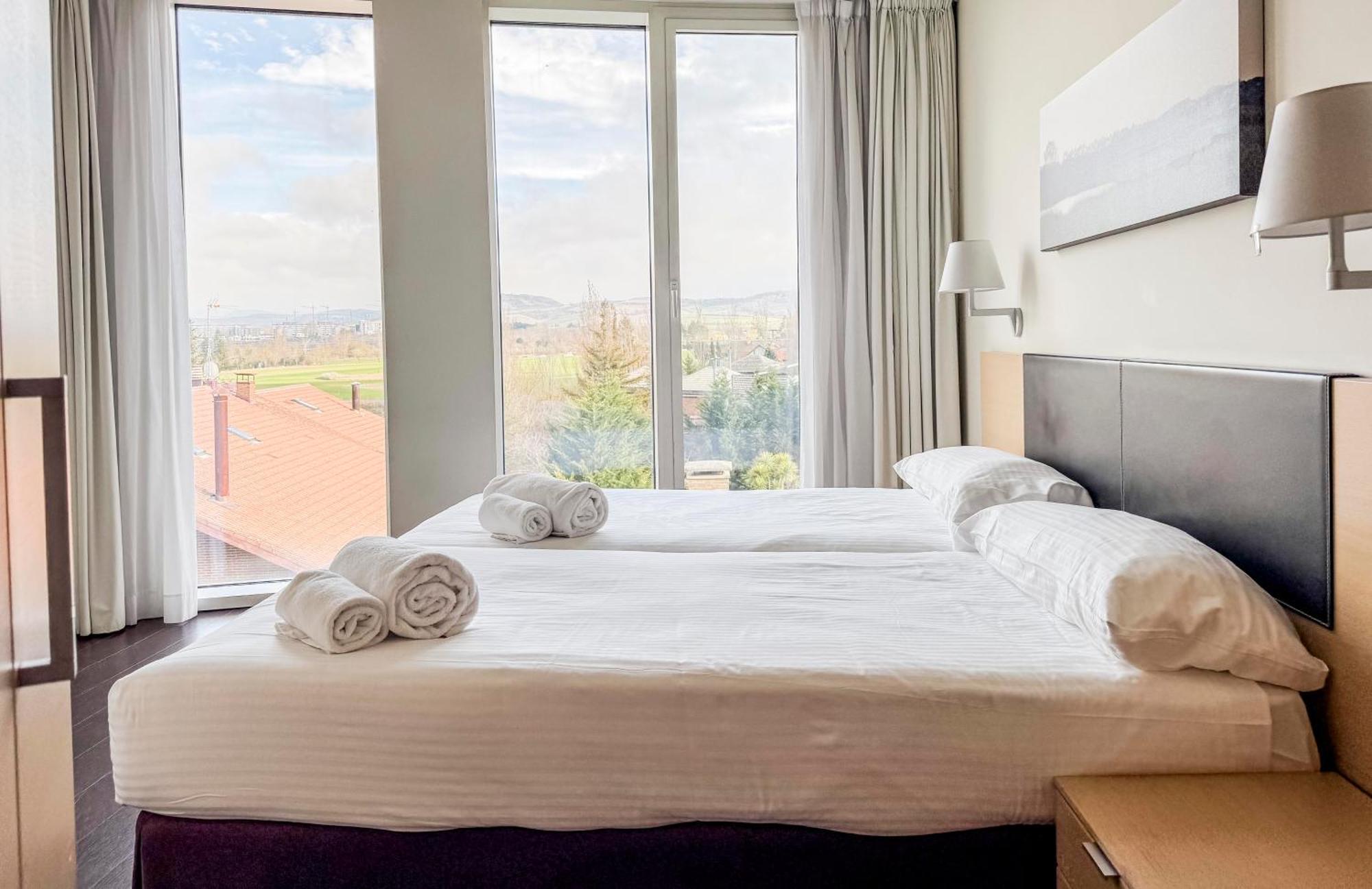 Hotel Jardines De Uleta Suites Vitoria-Gasteiz Luaran gambar